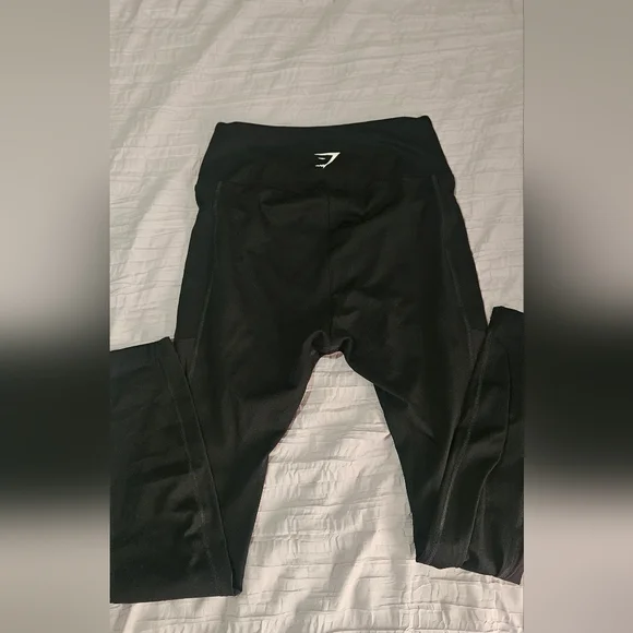 Black Gymshark Leggings - Picture 2 of 3